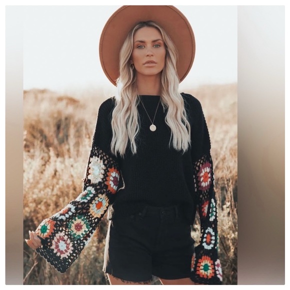 Boho Crochet Sleeve Cropped Black Sweater - Picture 1 of 11